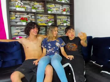hot cam couple little_daphne image #736304