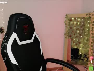 hot cam girl shy_blondiee image #2548479