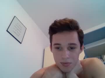 wht_boy hot cam