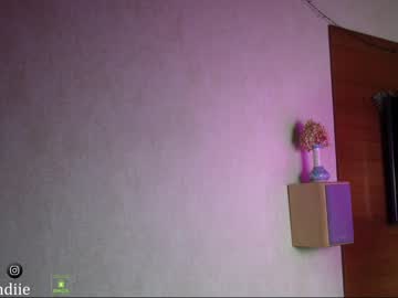 hot cam girl bestblondiiecb image #4242777