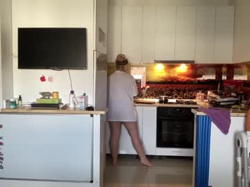 hot cam girl kiradivine image #3099961