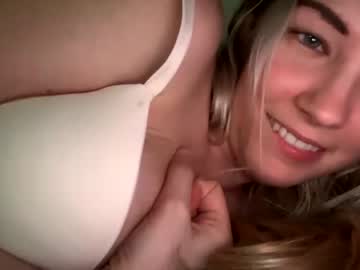 hot cam girl mariah95 image #1105826