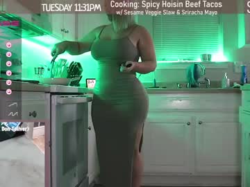 hot cam girl milavalentinax image #2348794