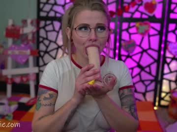 hot cam girl _shycutie image #4183300
