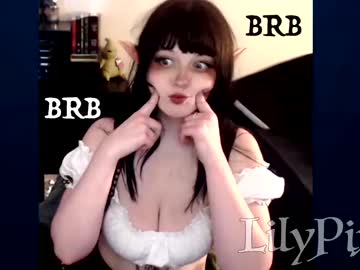 hot cam girl lilypixel image #2061873