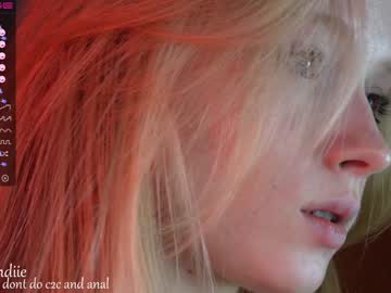 hot cam girl bestblondiiecb image #2575096