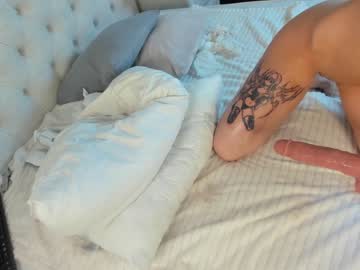 hot cam girl lil_angell_ image #1502256