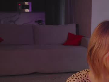 hot cam girl angella_kleee image #2023913