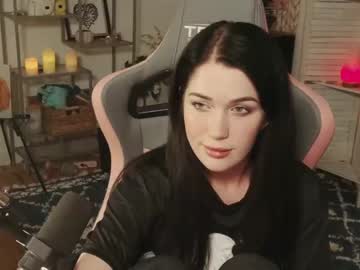 hot cam girl evelynclaire image #4036050