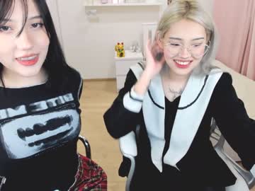 hot cam couple ramenzilla image #2509265