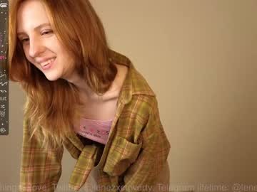 hot cam girl wowshumm image #2941596