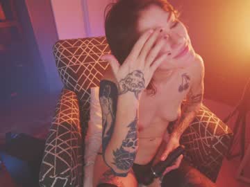 hot cam girl aynmarie image #3426475