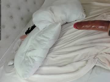 hot cam girl lil_angell_ image #1248443