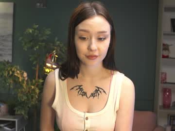 hot cam girl ella_knockers_xl image #824658