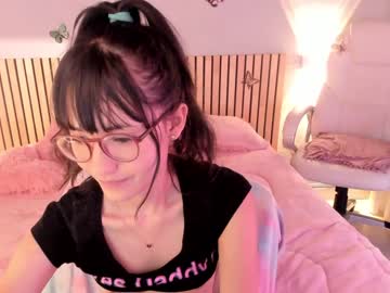 hot cam girl little_effy18 image #2992283