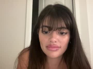 hot cam girl poutyselena image #4626474