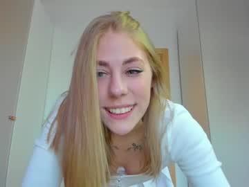 hot cam girl _strawbeerry_ image #2875863