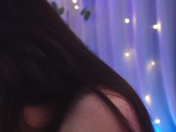 hot cam girl helenmoors image #3433075