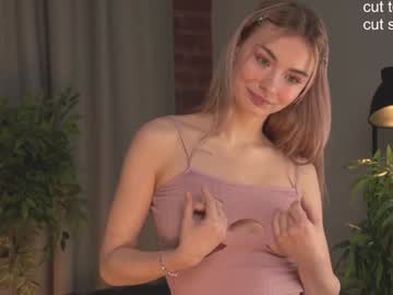 nemo_fishy hot cam