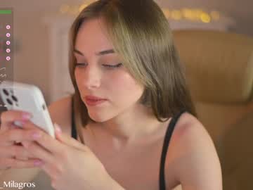 hot cam girl mia_milagros image #2901360
