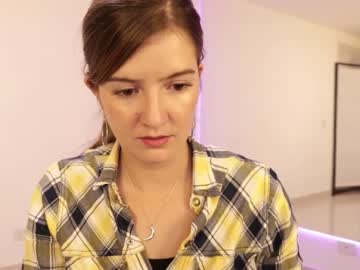 hot cam girl cutenataly image #1378481