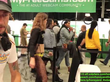 hot cam couple honeyand_thebear image #208696