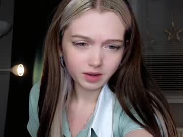 hot cam girl small_blondee image #3761071