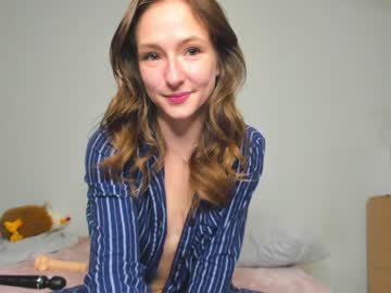 hot cam girl innocentprovenguilty image #684612