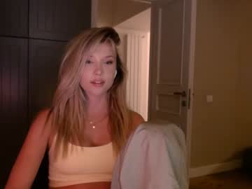 hot cam girl bitter_moon image #2624354