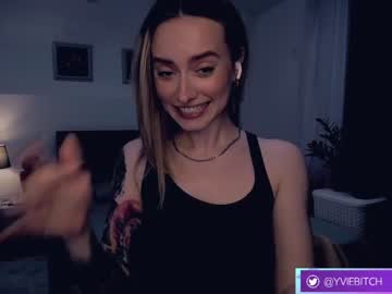 hot cam girl _yvie_ image #3124051