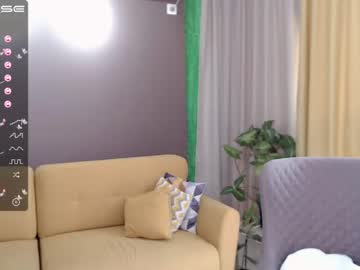hot cam girl small_blondee image #1050268