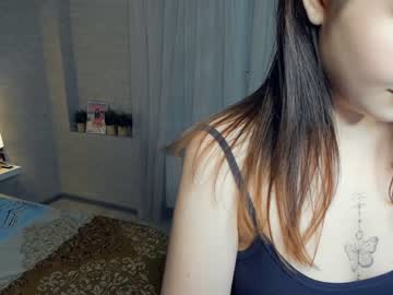 hot cam girl smiles_energy image #3976989