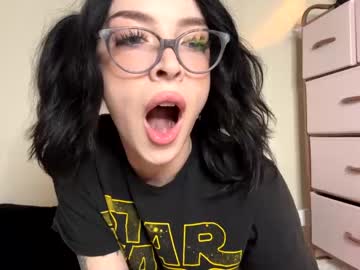 hot cam girl bearbaddie image #3131001
