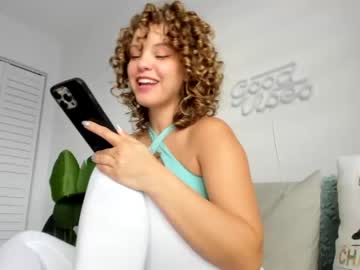 hot cam girl theislandgirl image #2147429