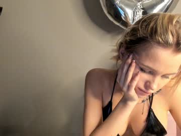 hot cam girl harriethudson image #4332911