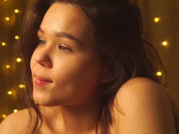 hot cam girl helenmoors image #2886714