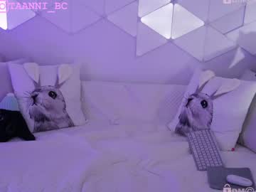 hot cam girl taanni_bc image #3002810