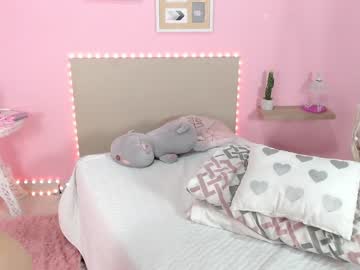 hot cam girl little_effy18 image #1009307