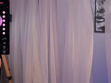 hot cam girl lucie_beltran image #3809825