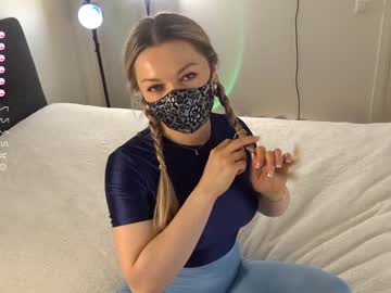 hot cam girl blondehottiek image #3734714