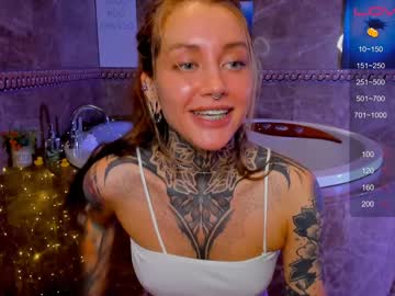 hot cam girl nickyneck image #2489071