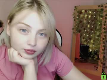 hot cam girl shy_blondiee image #2548999