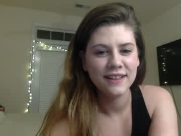 hot cam girl highfivecreampie image #1398523