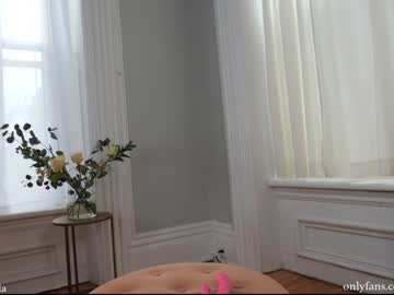 hot cam girl _june image #1797351