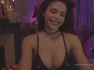 hot cam girl lucieoude_ image #2143713