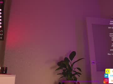 hot cam girl kronniekray image #3195464