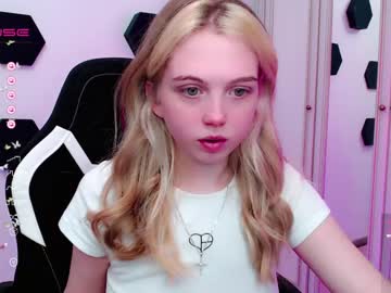 hot cam girl small_blondee image #2807723