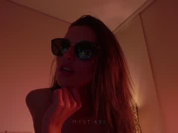 hot cam girl mystikei image #3461210