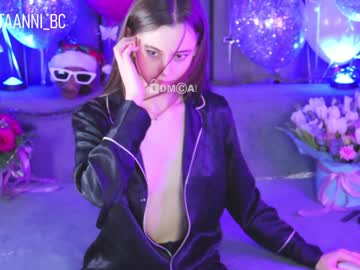 hot cam girl taanni_bc image #2236638