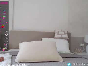 hot cam girl smileyouarehere image #3080460